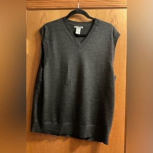 Men’s Gap Gray Merino Wool Sweater Vest.